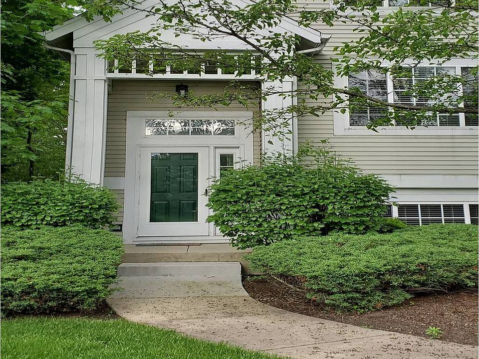 1st image of 96 Cantal Ct #96