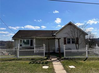 1290 9th Ave, Natrona Heights, PA 15065
