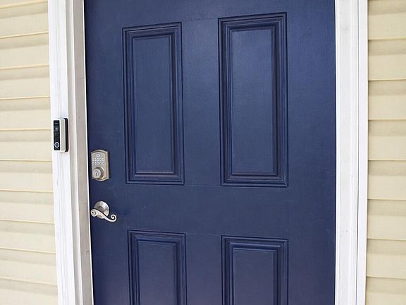 5th image of 147 Lynne Dr