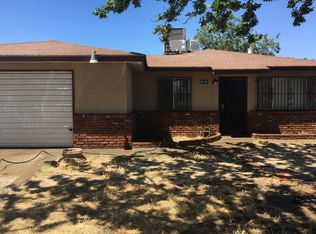 1207 E Dorothy Ave, Fresno, CA 93706