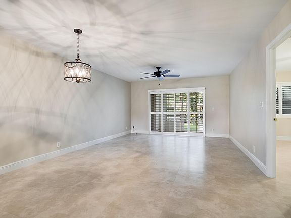 3rd image of 126 Lake Olive Dr
