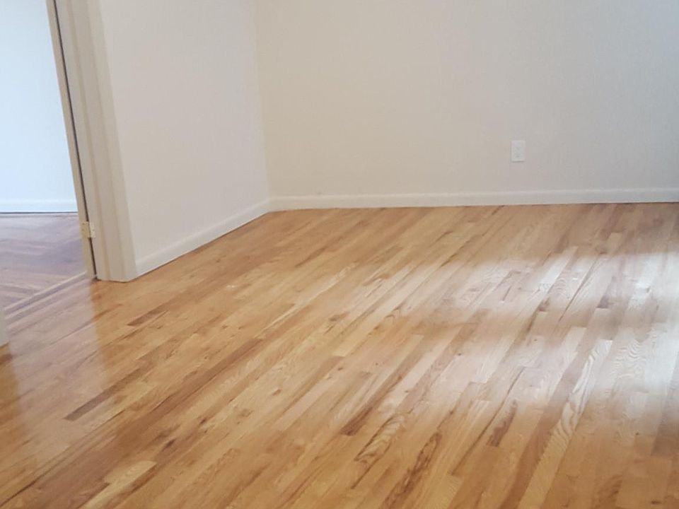 2nd image of 2505 Olinville Ave APT 1D