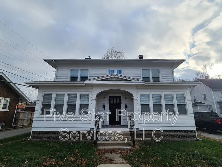 514 E Oak St #514 — Photo 1