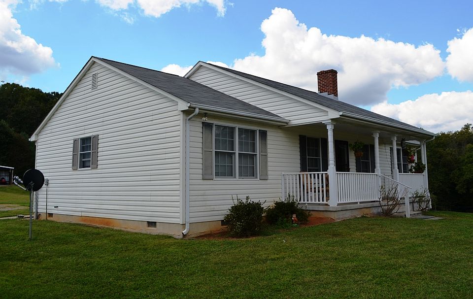 1st image of 1235 Locust Ln