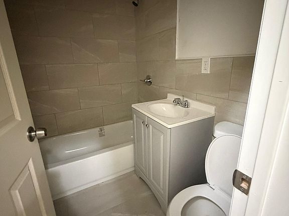3rd image of 585 E 167th St #1