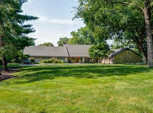 2525 Wimbledon Rd, Upper Arlington, OH 43220