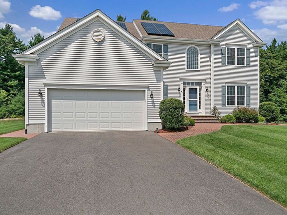 2nd image of 42 Magnolia Way
