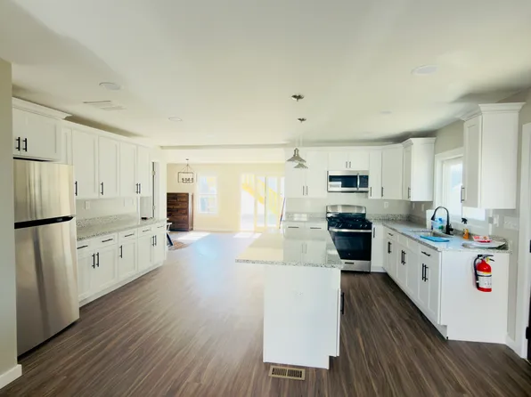 142 Lewis St, Phillipsburg, NJ 08865