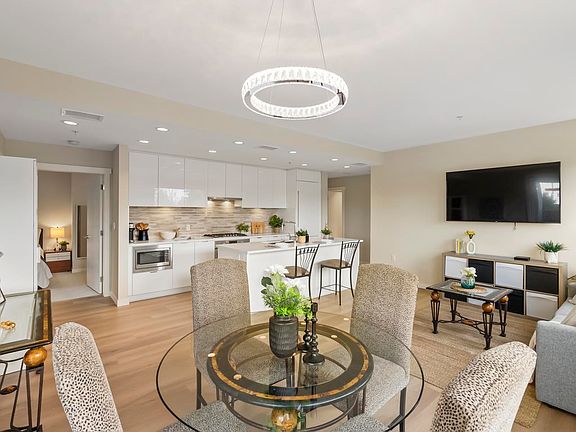 3rd image of 9213 Odlin Rd #114