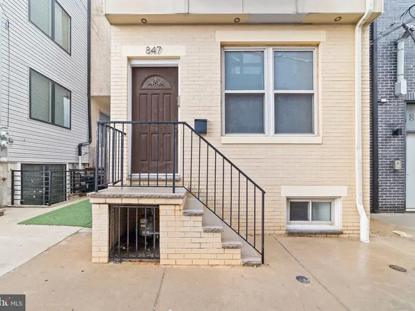 847 Cameron St, Philadelphia, PA 19130