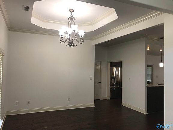 3rd image of 2530 Caldwell Park Ct SE