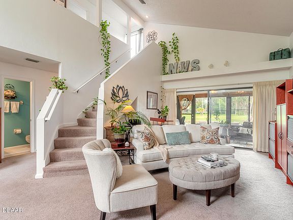 5th image of 16 Lake Forest Ct #16