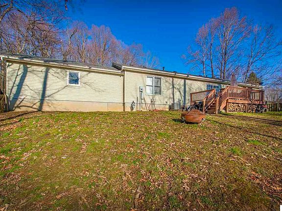 4th image of 2293 Apple Valley Dr