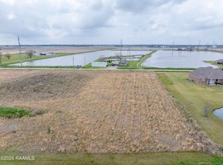 6 Monceaux Rd, Rayne, LA 70578