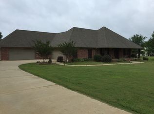 140 Five Point Ln, Terry, MS 39170