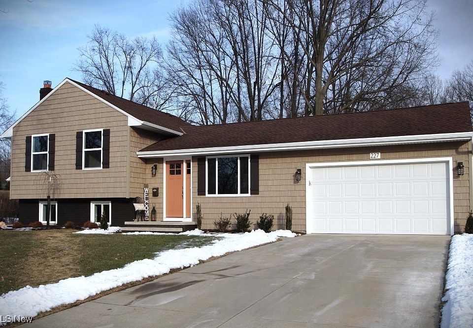 1st image of 227 Duff Dr