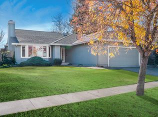 2208 Sunlit Ann Dr, Santa Rosa, CA 95403