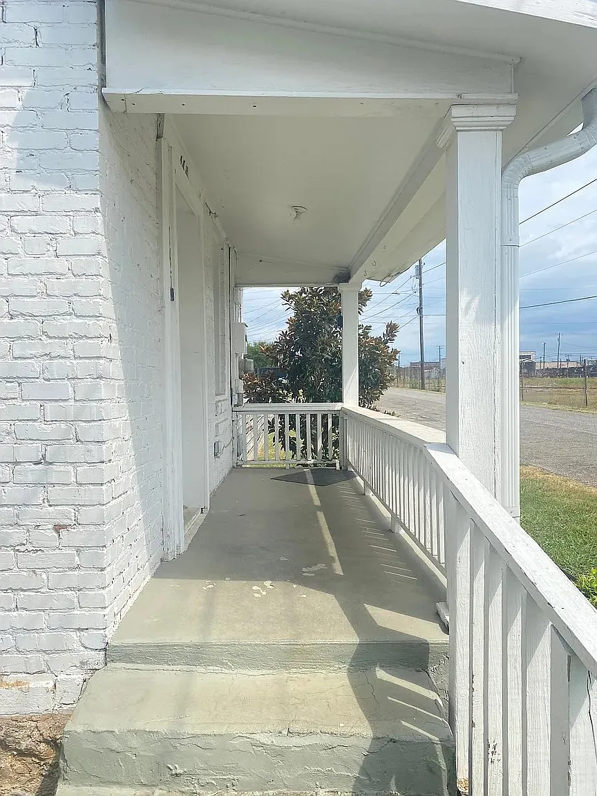 1 bed, 784 sqft, $1,275 — Photo 2