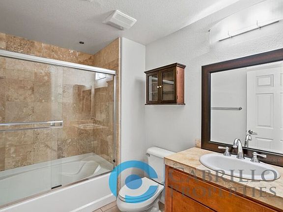 5th image of 2330 1st Ave Unit 202