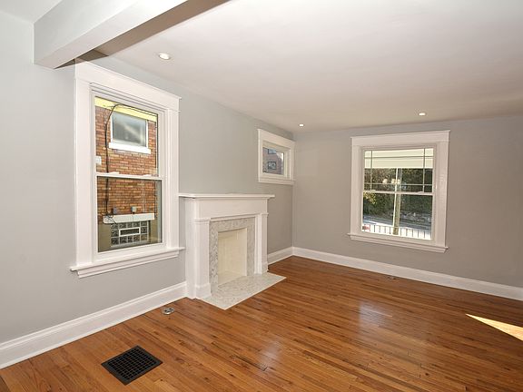 3rd image of 1276 Morten St