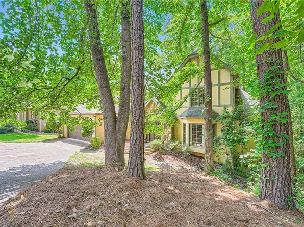 110 Boulder Dr, Roswell, GA 30075