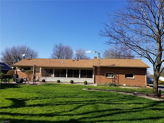 2nd image of 1445 E 10th St