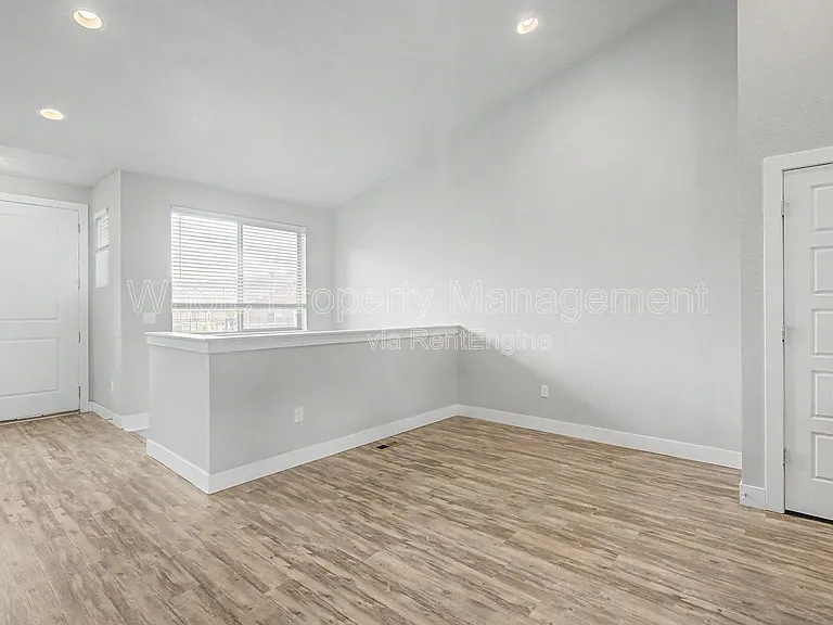 9985 E 59th Ave — Photo 4