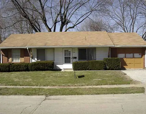 4108 Whitaker Dr photo 1