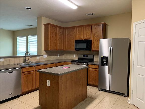 4th image of 20131 Sendera Oaks Ln