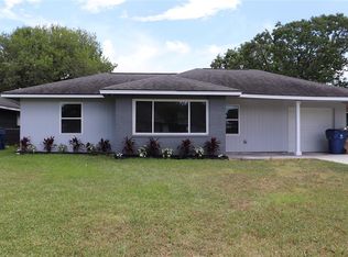 719 W 9th St, Freeport, TX 77541