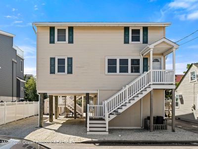 9 Mea Ln, Brant Beach, NJ, 08008