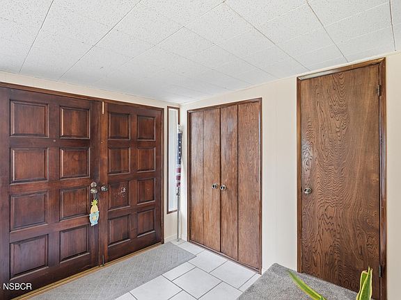 4th image of 265 Shirley Ln