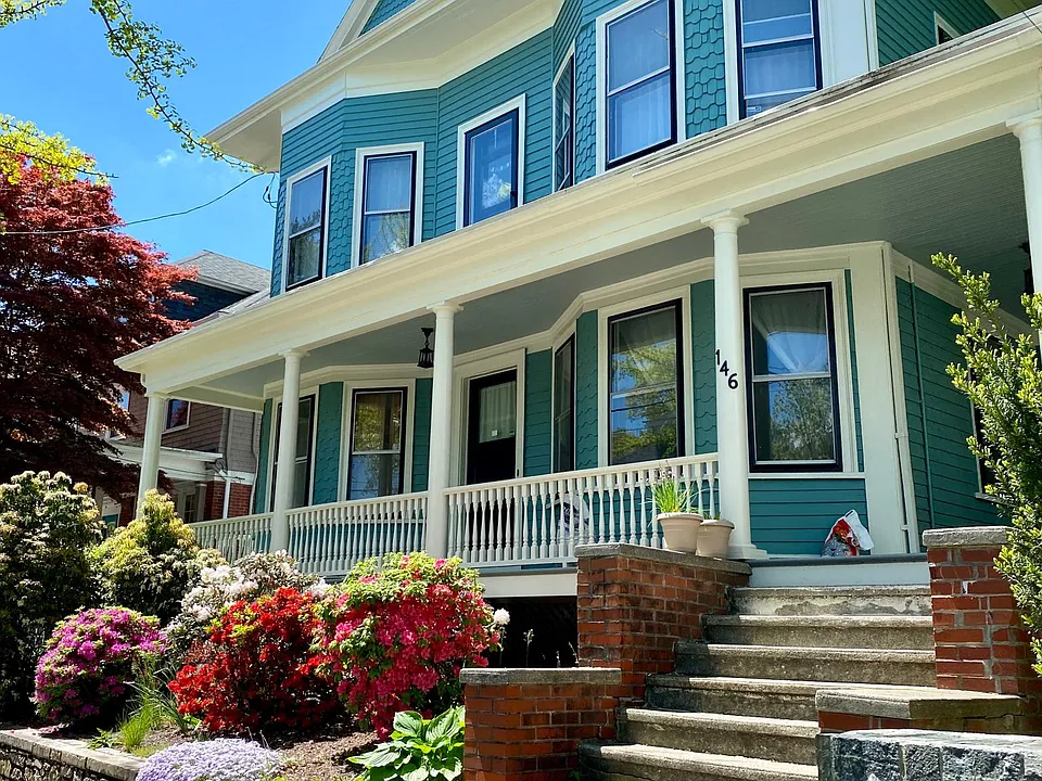 146 Governor St #1