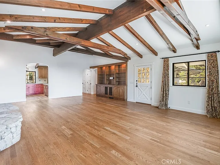 57 Narcissa Dr — Photo 12