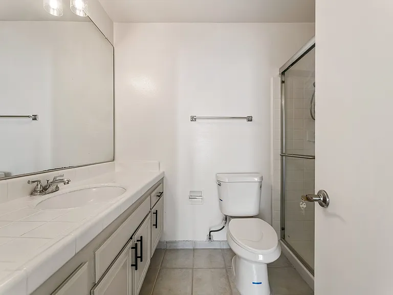 1340 S Beverly Glen Blvd #202 — Photo 18