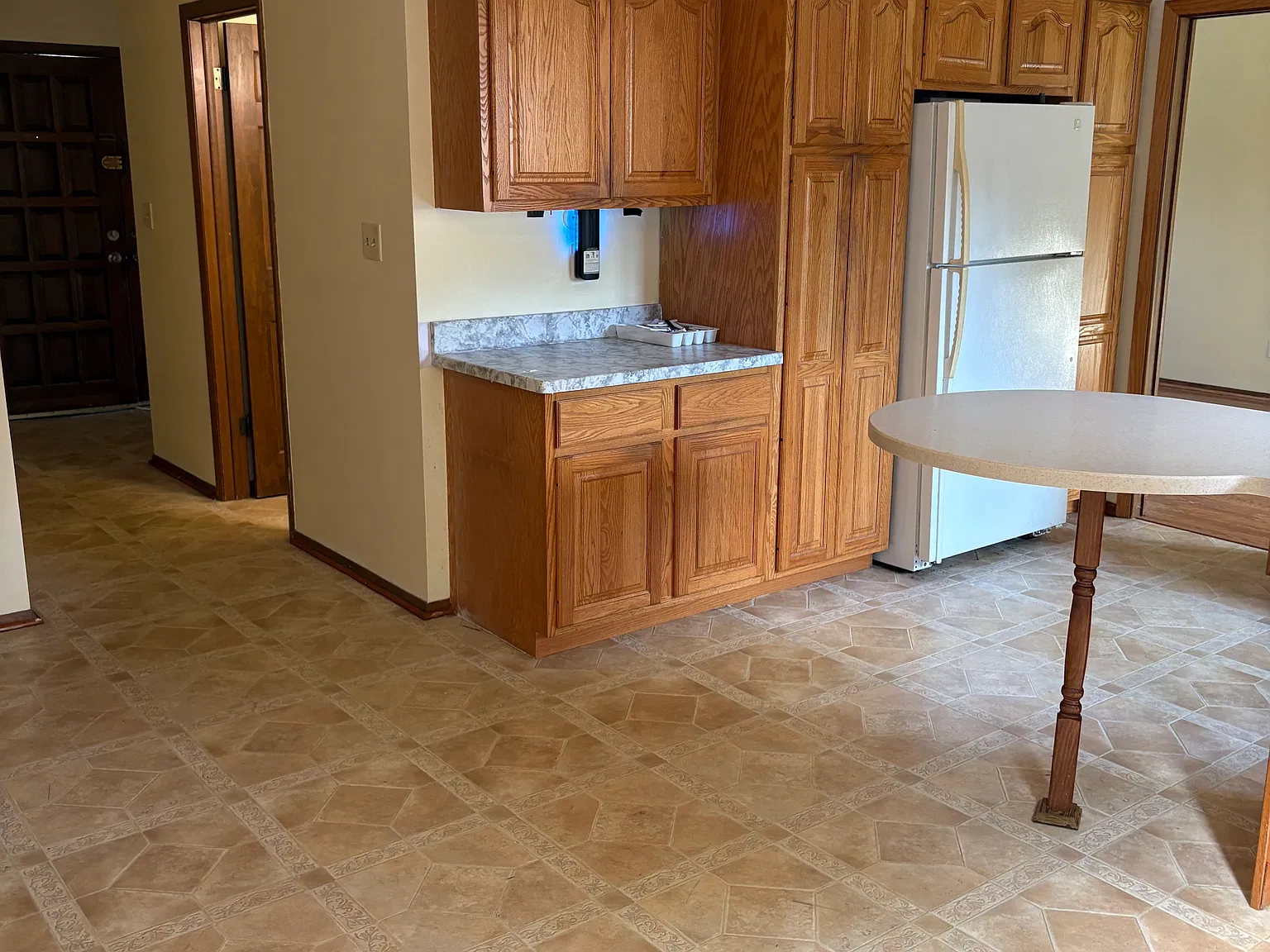 3 bed, 1732 sqft, $2,700 — Photo 4