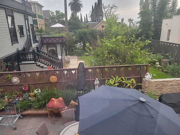 4th image of 1324 Carroll Ave #1