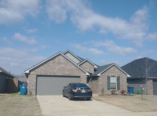 4042 False River Dr, Bossier City, LA 71111