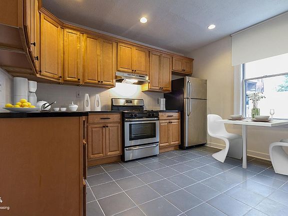 2nd image of 65 Lexington Ave #1