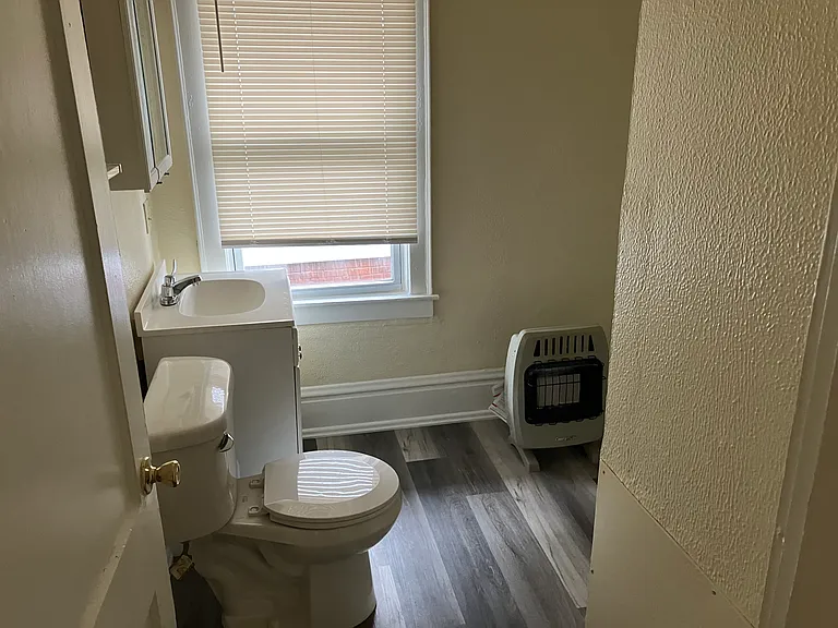 332 Lynda Ct #2 — Photo 5