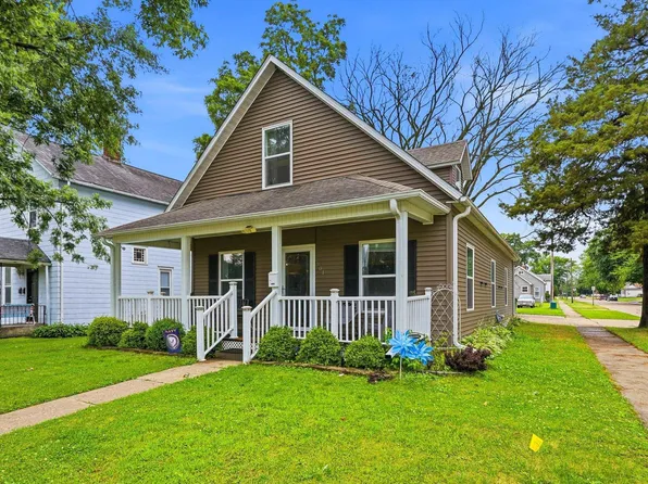 301 Winter St, West Burlington, IA 52655