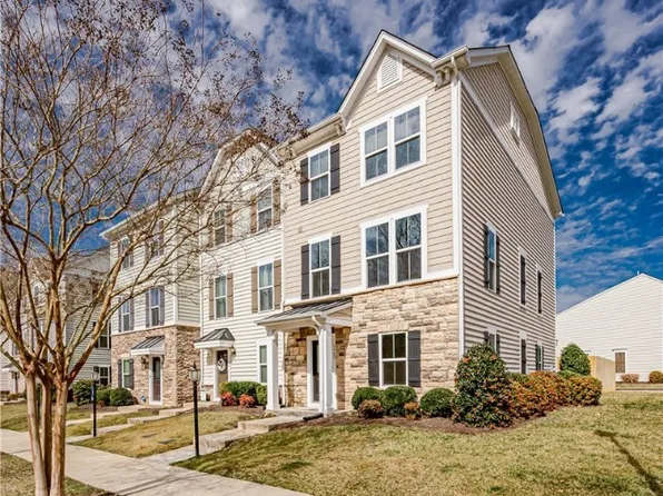 3500 Sterling Brook Dr, North Chesterfield, VA 23237