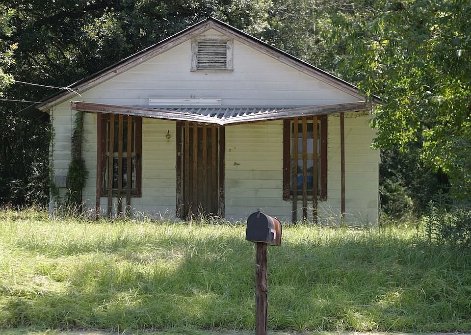 1st image of 410 N Frusha Dr