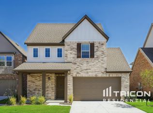 310 Yorkshire Ct, Saginaw, TX 76179