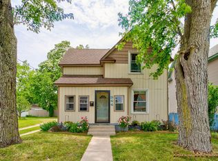 944 Burton St SW, Wyoming, MI 49509