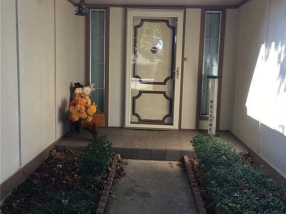 2nd image of 1429 Valley View Dr