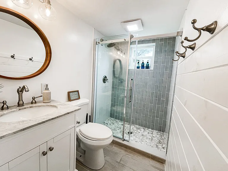 3333 NE 16th Pl — Photo 30