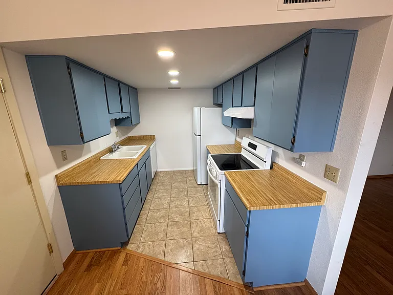 9610 W Ironwood Dr #2 — Photo 4