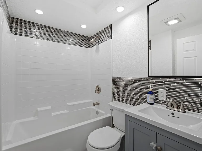 14420 E Wellesley Ave — Photo 9