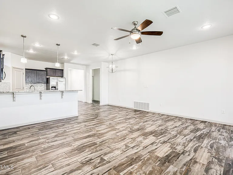 6557 Toivoa Pl — Photo 12